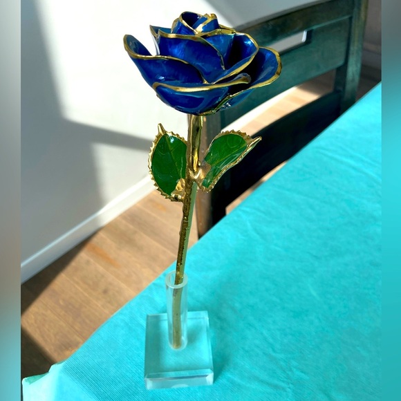 💜free with purchase💜 Elegant Blue‎ and Gold Rose Art Piece - Picture 1 of 3